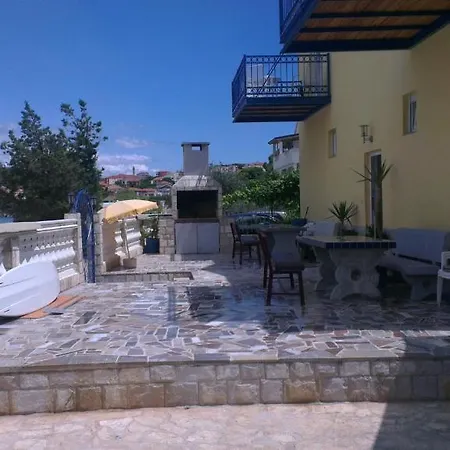 Planikovica Appartamento Traù