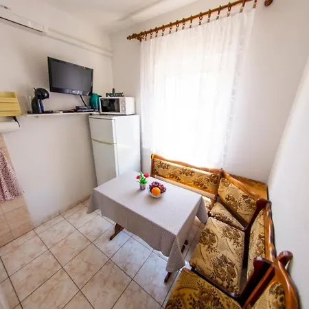 Planikovica Apartment