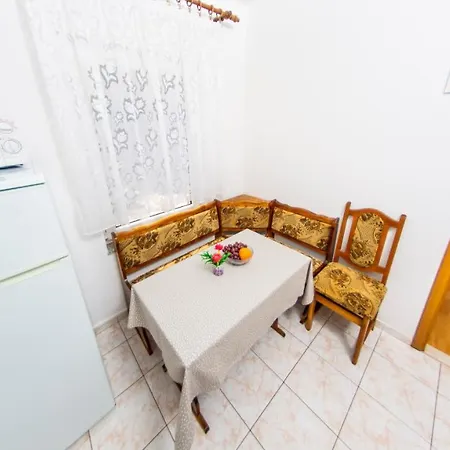 Апартаменти Planikovica